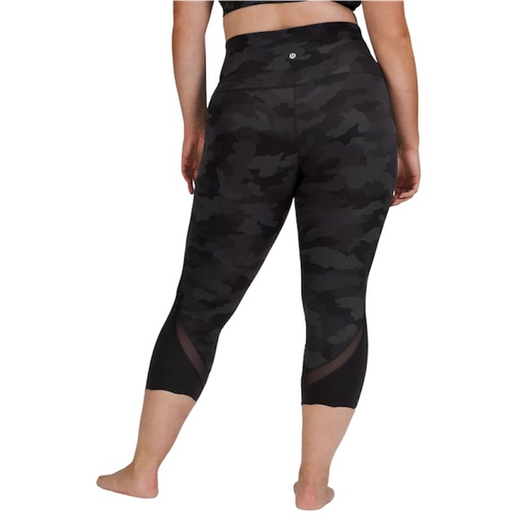 lululemon athletica Pants - Lululemon Wunder Under Scalloped Hem High-Rise Waistband pocket Crop Leggings 20